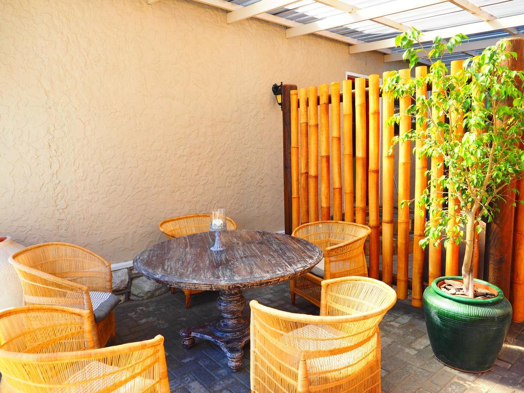 סווקופמונד Meerkat Guesthouse מראה חיצוני תמונה