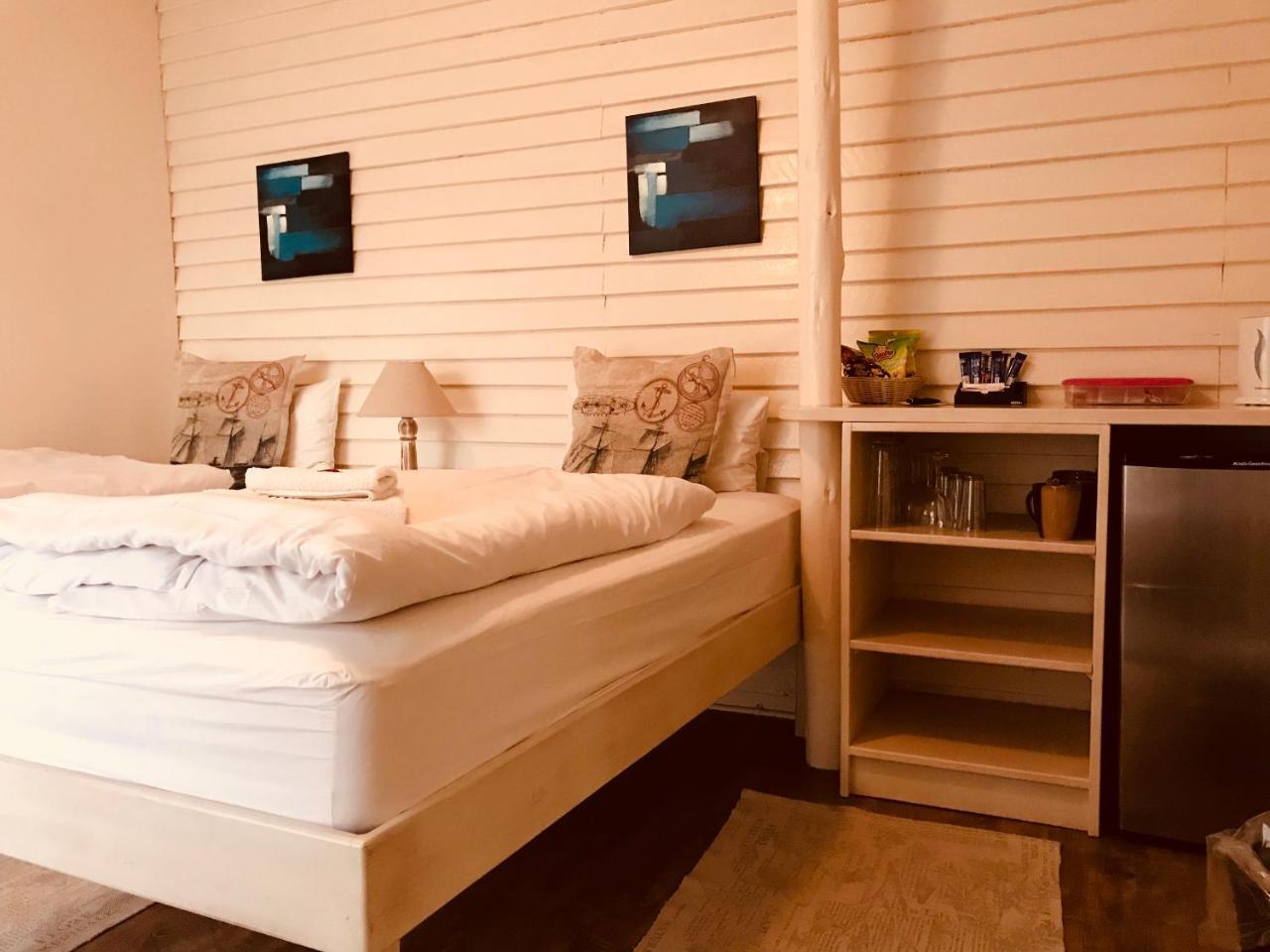 סווקופמונד Meerkat Guesthouse מראה חיצוני תמונה