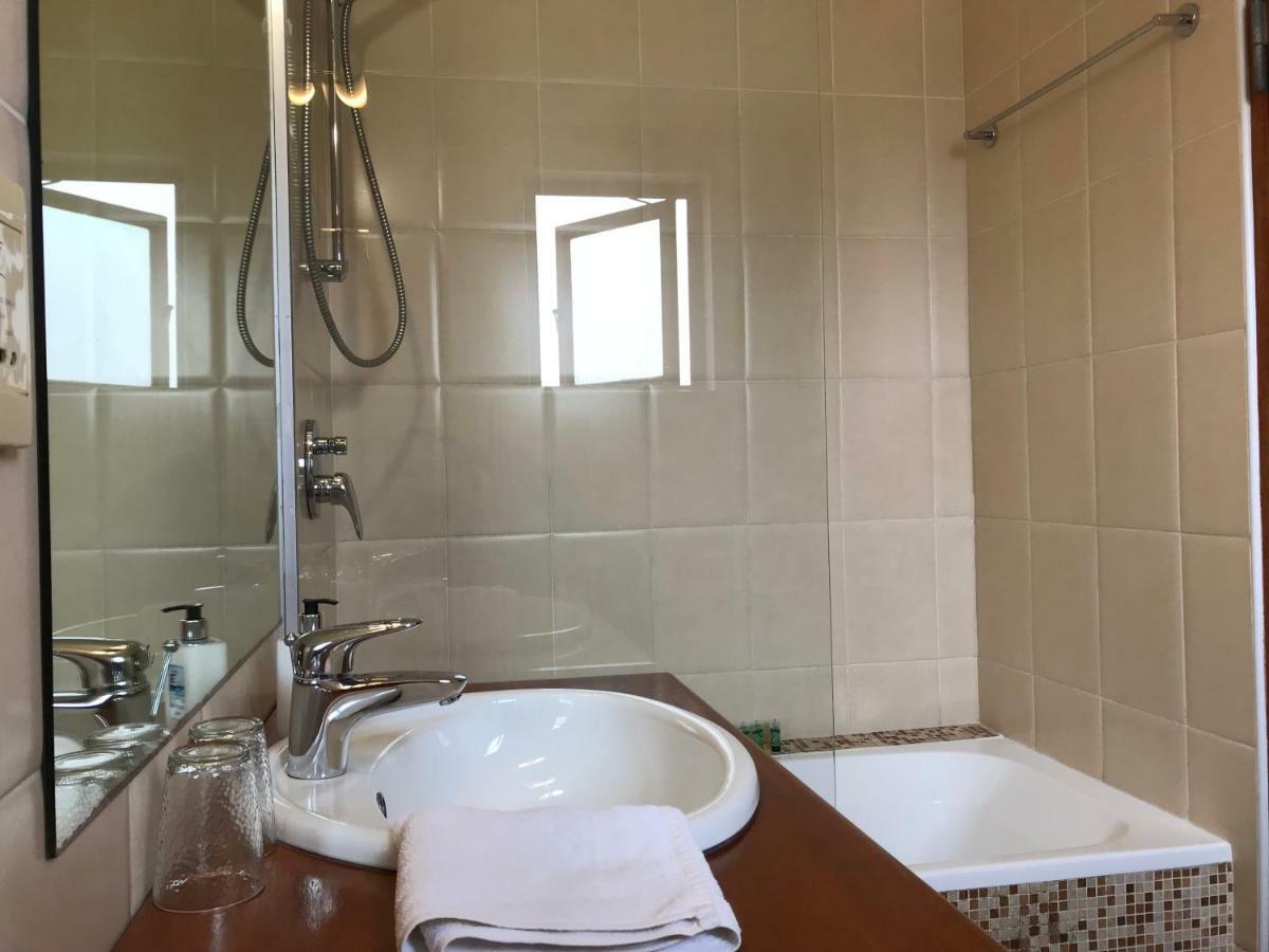 סווקופמונד Meerkat Guesthouse מראה חיצוני תמונה