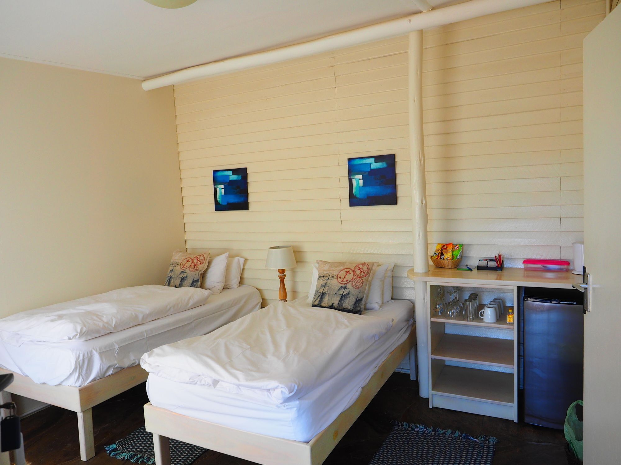 סווקופמונד Meerkat Guesthouse מראה חיצוני תמונה